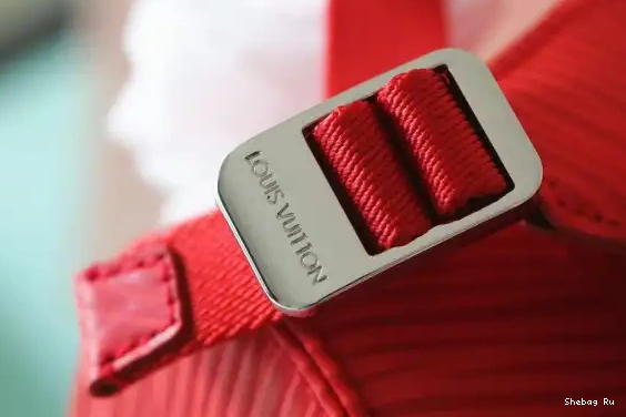 VUITTON MM LOUIS CHRISTOPHER 0522